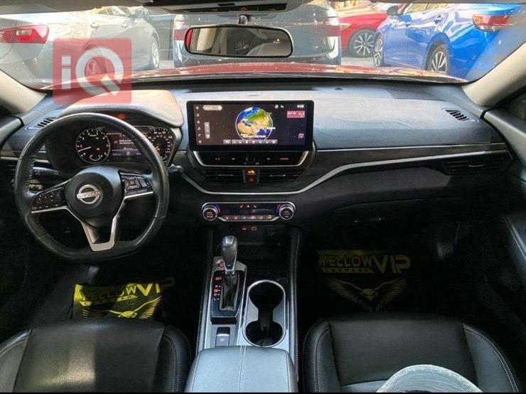 نيسان ألتيما